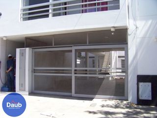 Foto 16 de Amplio y lindo Dpto. 1 D en alquiler Casanova al 500 $ 500.000+ Exp.