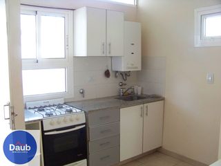 Foto 20 de Amplio y lindo Dpto. 1 D en alquiler Casanova al 500 $ 500.000+ Exp.