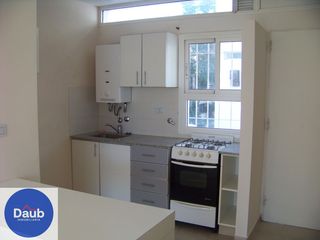 Foto 14 de Amplio y lindo Dpto. 1 D en alquiler Casanova al 500 $ 500.000+ Exp.