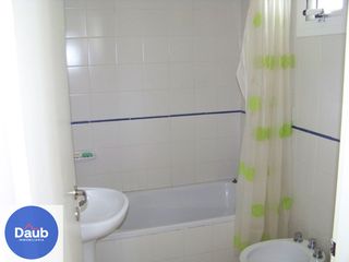 Foto 23 de Amplio y lindo Dpto. 1 D en alquiler Casanova al 500 $ 500.000+ Exp.