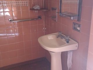 Foto 12 de Casa alquiler av. Fuerza Aerea al 3600 3 dor