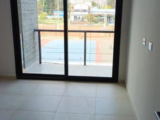 Foto 7 de Exclusivo Depto con vista al Paseo de la Costa - Nqn - (Toilette - baño - vestidor - dos balcones)