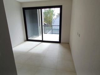 Foto 16 de Exclusivo Depto con vista al Paseo de la Costa - Nqn - (Toilette - baño - vestidor - dos balcones)