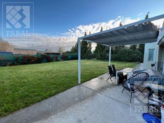 Foto 13 de Casa venta Comahue Golf Club Neuquén, 2 dormitorios, 3 baños y jardín