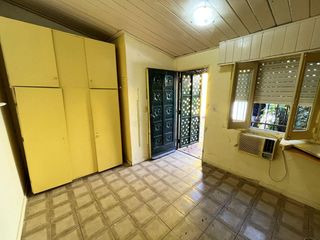 Foto 5 de Alquiler Casa dos dormitorios con patio y garage
