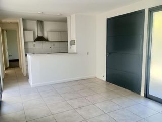 Foto 4 de Departamento Planta Baja alquiler en complejo Cercano a Puente Olive