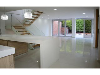 Foto 5 de VENDO CASA CAMPESTRE DE LUJO 4 HABITACIONES - PALMAS DEL VERGEL IBAGUE