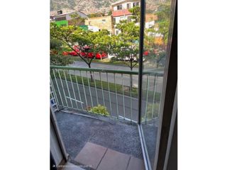 Foto 11 de Apartaestudio duplex en arriendo El Chagualo - Medellín