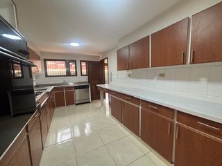 Foto 12 de Venta de casa ubicada en el barrio La Calleja Alta
