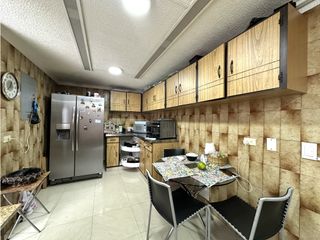 Foto 9 de VENTA CASA CEDRITOS, 430 MTS, 5 HAB, 4 PARQ, 2 JARDINES