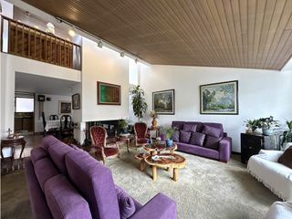 Foto 4 de VENTA CASA CEDRITOS, 430 MTS, 5 HAB, 4 PARQ, 2 JARDINES