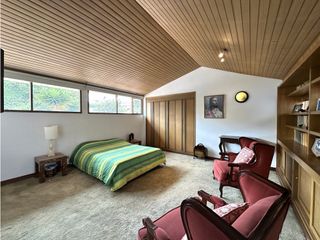 Foto 21 de VENTA CASA CEDRITOS, 430 MTS, 5 HAB, 4 PARQ, 2 JARDINES