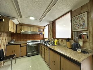Foto 10 de VENTA CASA CEDRITOS, 430 MTS, 5 HAB, 4 PARQ, 2 JARDINES