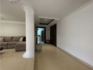 Foto 3 de Lujoso apartamento amoblado en arriendo Riomar