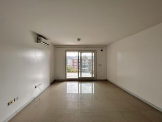 Foto 4 de Departamento en Alquiler, cochera  y vista al Río, Edificio Robles I, Bahía Grande, Nordelta.