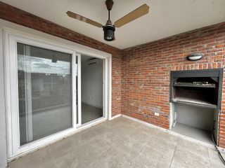 Foto 10 de Departamento en Alquiler, cochera  y vista al Río, Edificio Robles I, Bahía Grande, Nordelta.