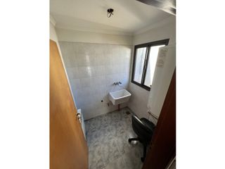 Foto 13 de Residencial-Depto. 1er piso a la calle!
