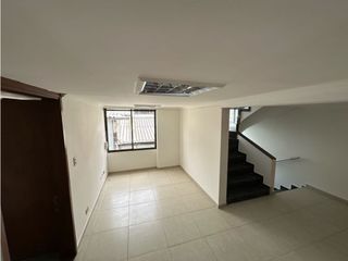 Foto 32 de OFICINA EN ARRIENDO O VENTA ANTIGUO COUNTRY CERCA PARQUE VIRREY