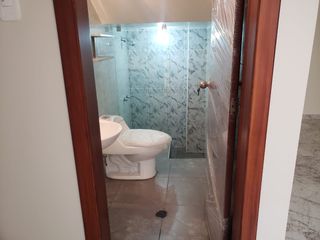 Foto 13 de ¡TE VAS A ENAMORAR! Casa de 3 pisos en Martínez, Ambato- Espacio, Confort y plusvalía