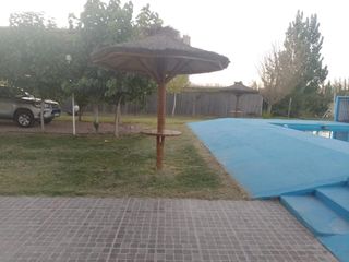 Foto 1 de SE VENDE TERRENO DE 2000 M2 CON QUINCHO Y PISCINA