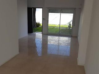 Foto 6 de Casa 2 dormitorios alquiler en Fisherton