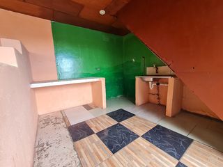 Foto 3 de Venta Casa Independiente de 71 m² en Terreno de 291 m², San Fernando Sur de Quito