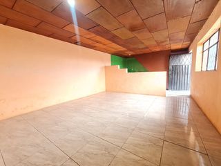 Foto 2 de Venta Casa Independiente de 71 m² en Terreno de 291 m², San Fernando Sur de Quito