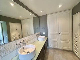 Foto 12 de INCREIBLE CASA EN SANTA ANA ORIENTAL-GRAN JARDIN-VENTA-RENTA