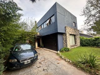 Foto 1 de VENTA/ALQUILER CASA 4 AMBIENTES EN BARRIO PRIVADO RUMENCO