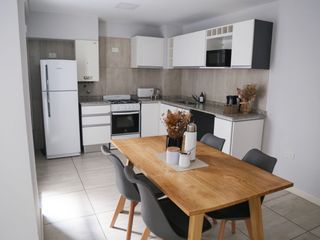 Foto 4 de Departamento Amoblado en Dean Funes al 800