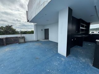 Foto 36 de Casa en venta en Tonsupa, a una cuadra playa.