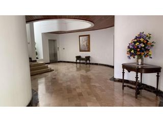 Foto 4 de Departamento en González Suárez 389 m² en renta – vista y lujo total