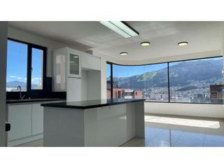 Foto 1 de Departamento en González Suárez 389 m² en renta – vista y lujo total