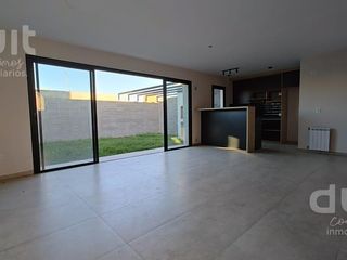 Foto 4 de Duplex en alquiler 2 dorm y dos baños en una sola planta! San Ignacio!