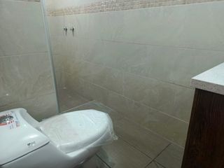 Foto 4 de Por estrenar casa amplia de 3 plantas en Martínez - Ambato