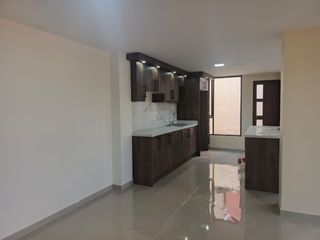 Foto 22 de Por estrenar casa amplia de 3 plantas en Martínez - Ambato