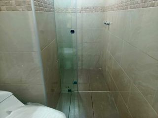 Foto 18 de Por estrenar casa amplia de 3 plantas en Martínez - Ambato
