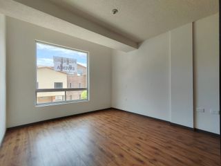 Foto 12 de Casa por Estrenar 4 Dorm. con Terraza y Jardín Conjunto con Piscina