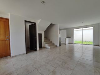 Foto 9 de Casa por Estrenar 4 Dorm. con Terraza y Jardín Conjunto con Piscina