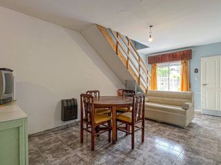 Foto 2 de VENTA DUPLEX 4 AMBIENTES APTO CREDITO ZACAGNINI