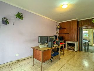 Foto 28 de Venta casa 4 amb 2 baños  Cochera ZonaConstitucion
