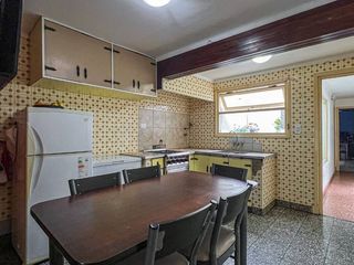 Foto 9 de Venta casa 4 amb 2 baños  Cochera ZonaConstitucion