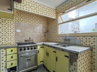 Foto 7 de Venta casa 4 amb 2 baños  Cochera ZonaConstitucion