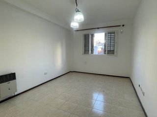 Foto 2 de DEPARTAMENTO EN ALQUILER 1 DORMITORIO PICHINCHA