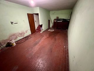 Foto 10 de VENDE CASA 4 DORMITORIOS SOBRE AV SABATTINI
