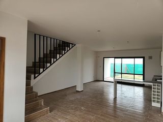 Foto 18 de VENTA DUPLEX A ESTRENAR 3 DORMITORIOS EN DOCTA