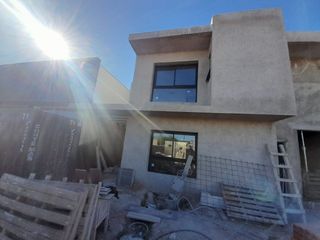 Foto 1 de VENTA DUPLEX DE TRES DORMITORIOS EN DOCTA