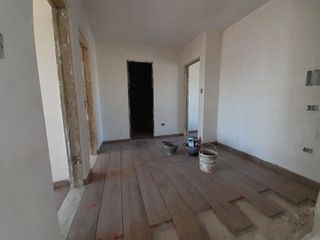 Foto 2 de VENTA DUPLEX DE TRES DORMITORIOS EN DOCTA