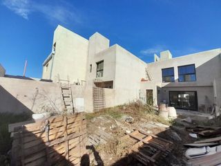 Foto 14 de VENTA DUPLEX DE TRES DORMITORIOS EN DOCTA