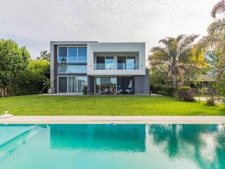 Foto 76 de Venta  Casa 35 mts de costa al Rio/ apto credito